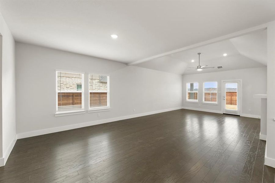 12. 2024 Jasper - Dining