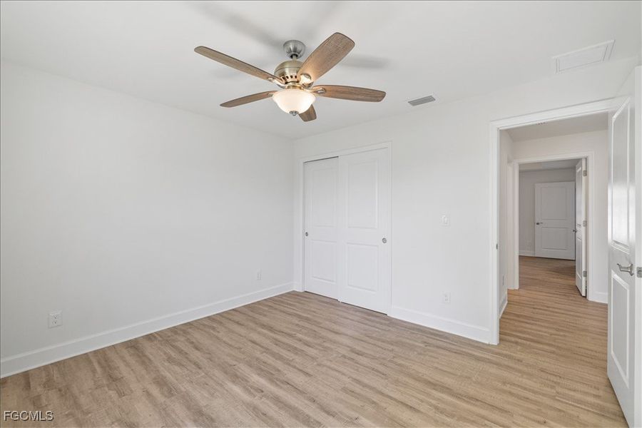 Spacious, unfurnished interior of a new home in Cape Coral, Cape Coral (Image 29).