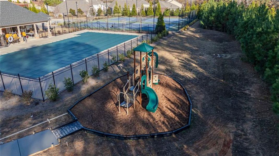 Community amenities in Bedford Estates, Atlanta (Image 43).