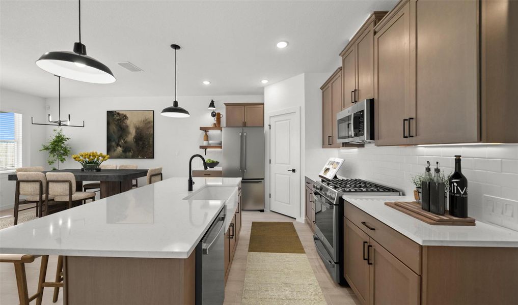 Plenty of counterspace in kitchen Plenty of counterspace in kitchen