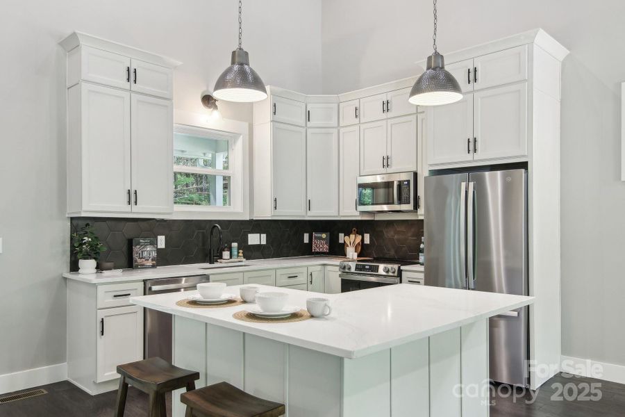 Furnished interior view inside a new home in , Maggie Valley (Image 33).