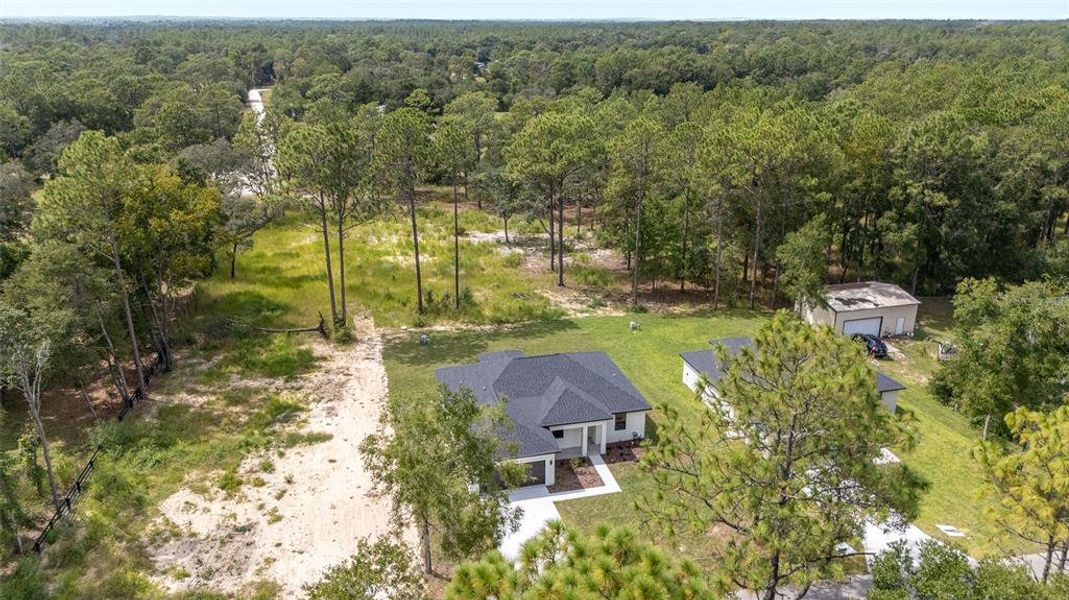 Image 47 of a home in .