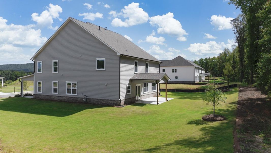Exterior details and patio area of a home in Thalley Creek Estates, Cumming (Image 3).