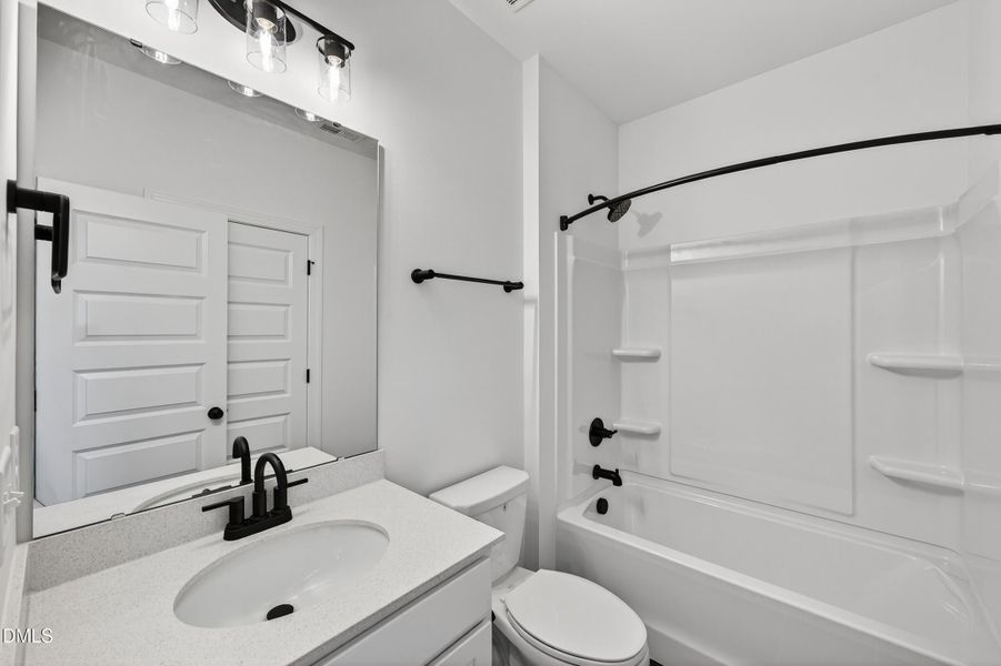 29 -88 tennyson drive, interior 29 -88 tennyson drive, interior