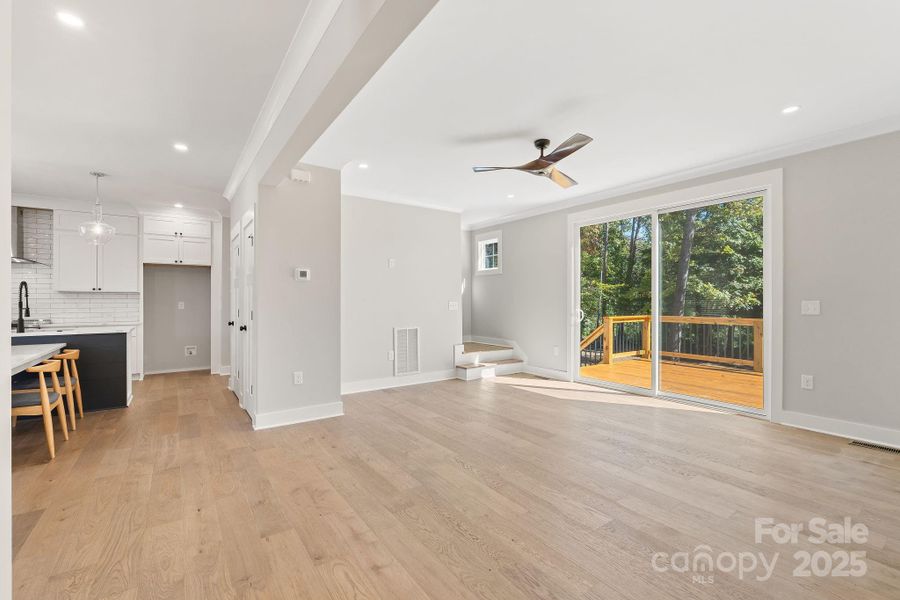 Spacious, unfurnished interior of a new home in , Lewisville (Image 37).