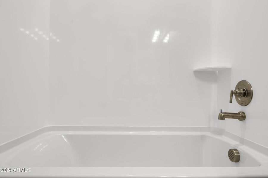 Secondary Bath with tub