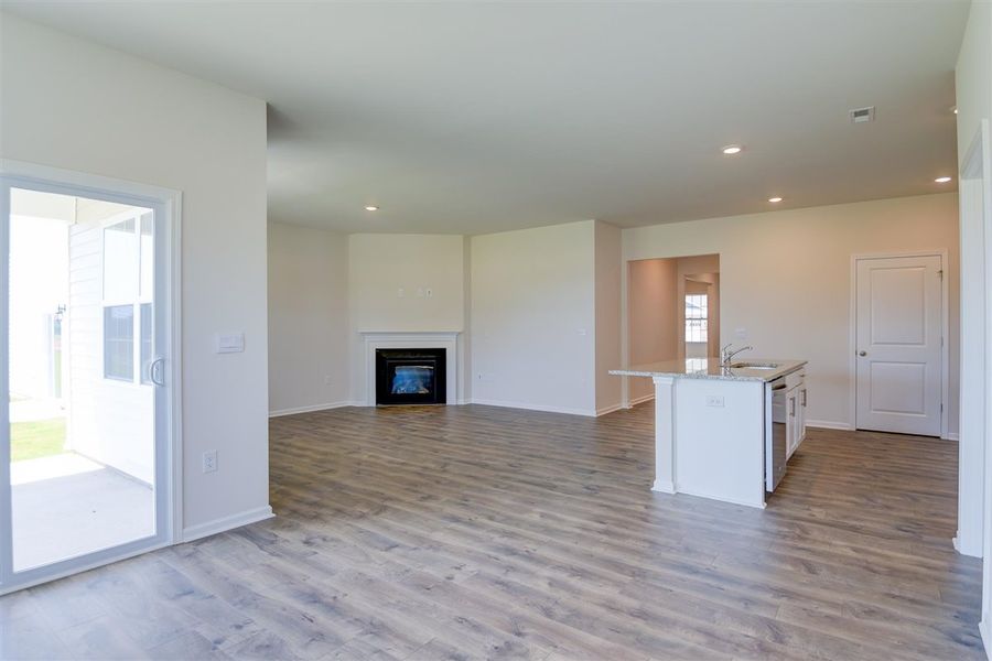 Representative unfurnished interior of a home built from the ARIA by D.R. Horton in West New Bern, New Bern (Image 23).