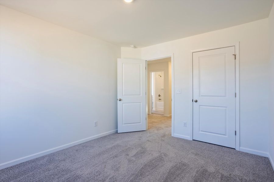 Spacious, unfurnished interior of a new home in Portrait Hills, Aiken (Image 21).