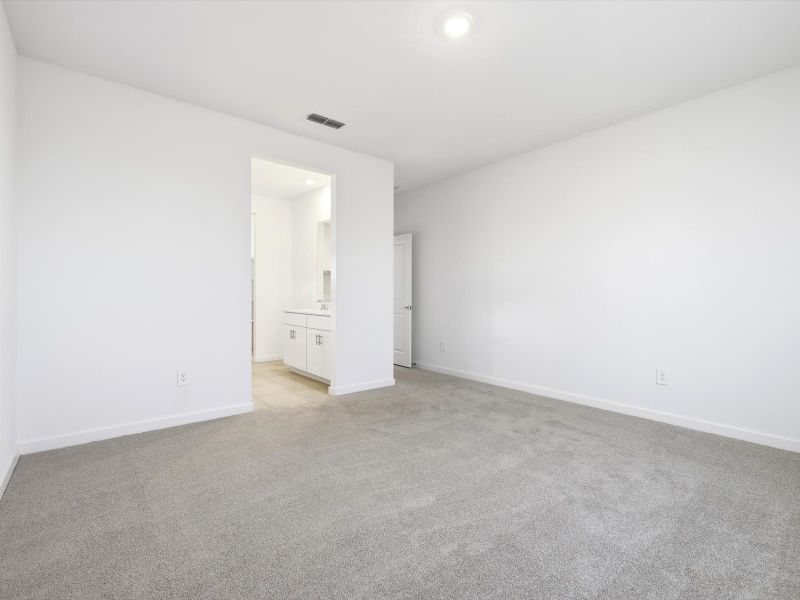 Spacious, unfurnished interior of a new home in Silva Farms - Estate Series, Goodyear (Image 11). Spacious, unfurnished interior of a new home in Silva Farms - Estate Series, Goodyear (Image 11).