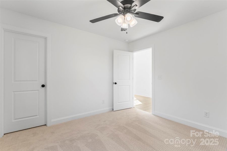 Image 33 of a home in .