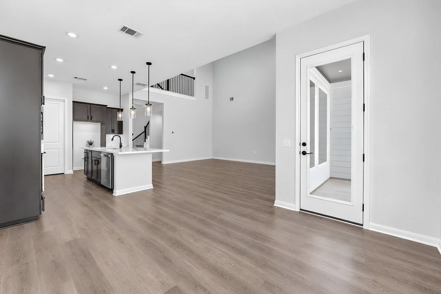 Spacious, unfurnished interior of a new home in Silverleaf, Cedar Creek (Image 25). Spacious, unfurnished interior of a new home in Silverleaf, Cedar Creek (Image 25).