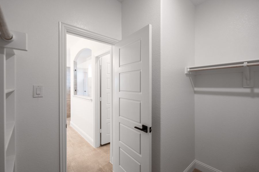 Spacious, unfurnished interior of a new home in Treeline, Justin (Image 24). Spacious, unfurnished interior of a new home in Treeline, Justin (Image 24).