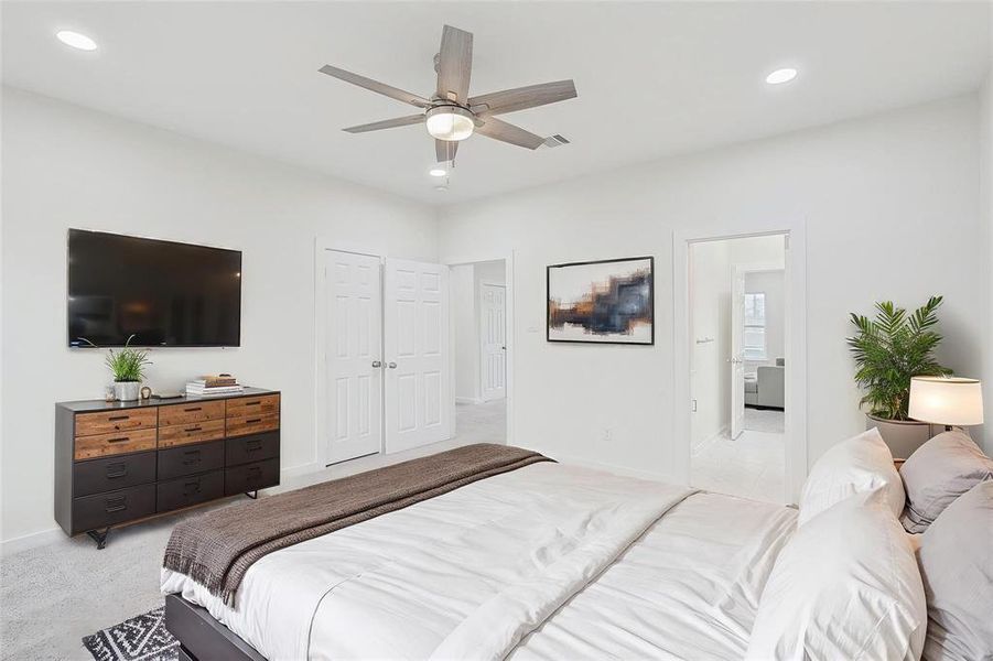 Furnished interior view inside a new home in , Roanoke (Image 16).