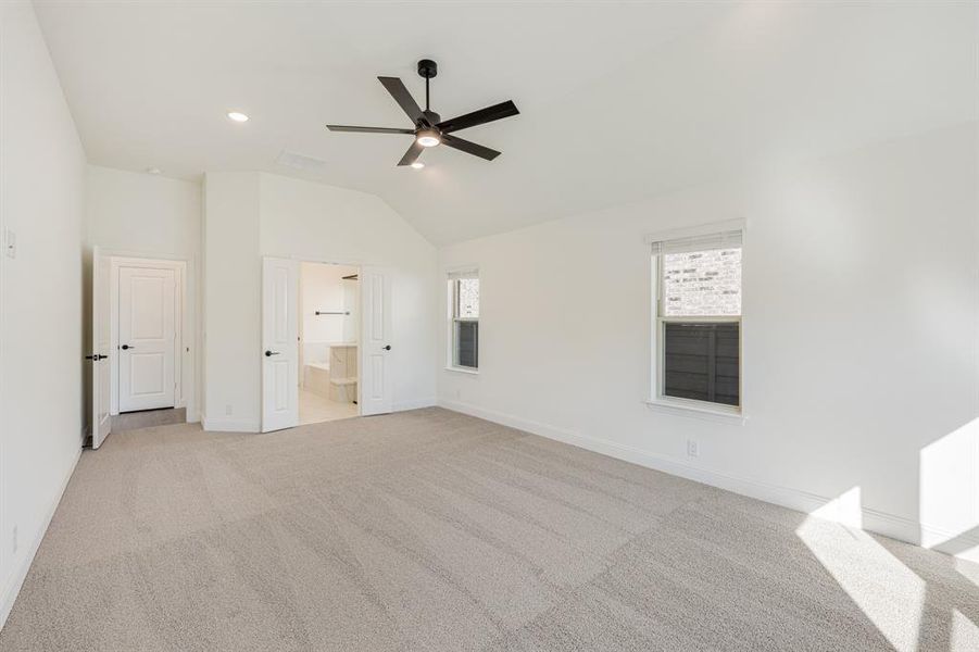 Spacious, unfurnished interior of a new home in Union Park Classic 55, Little Elm (Image 26).