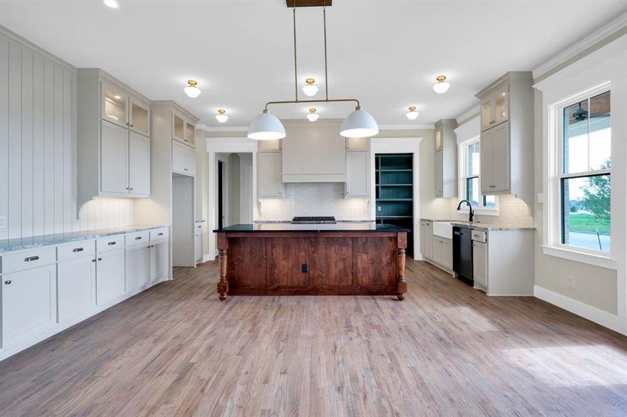 Furnished interior view inside a new home in , Midlothian (Image 6).