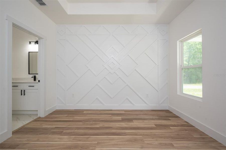 Spacious, unfurnished interior of a new home in , Williston (Image 10).