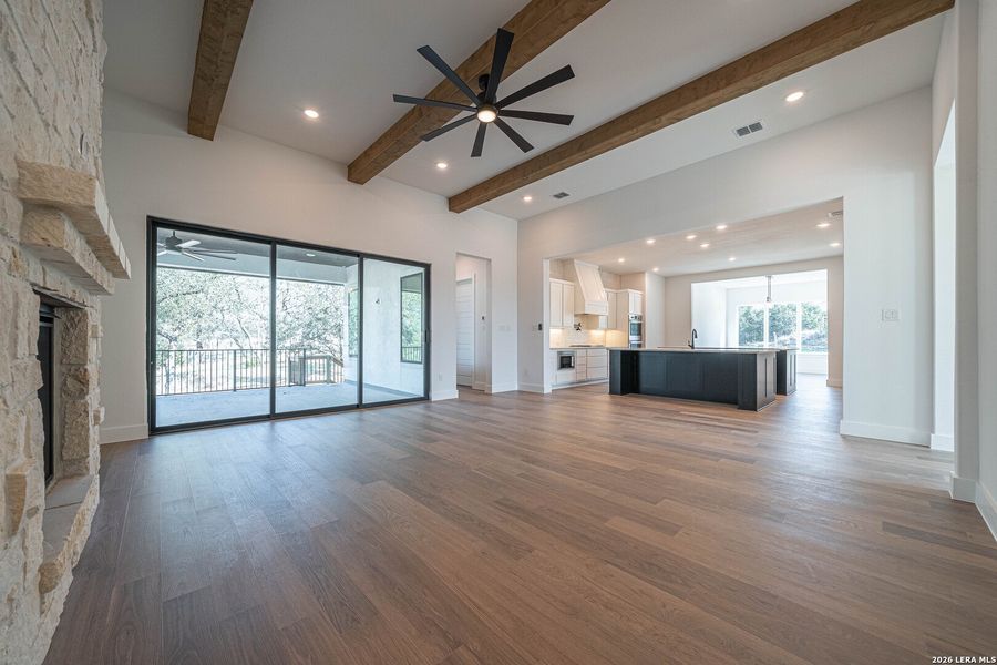 Spacious, unfurnished interior of a new home in , New Braunfels (Image 23).