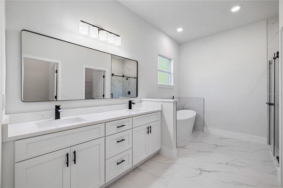Furnished interior view inside a new home in , Ocala (Image 10).