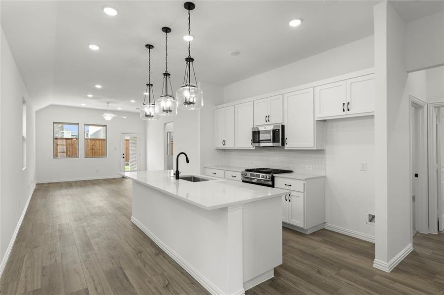 06. 14119 Gallatin - Kitchen (2)