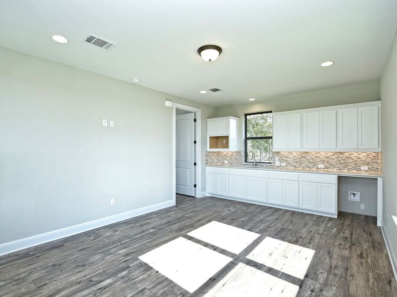 Representative unfurnished interior of a home built from the Casita by Giddens Homes in Whispering Wind, Bertram (Image 20).