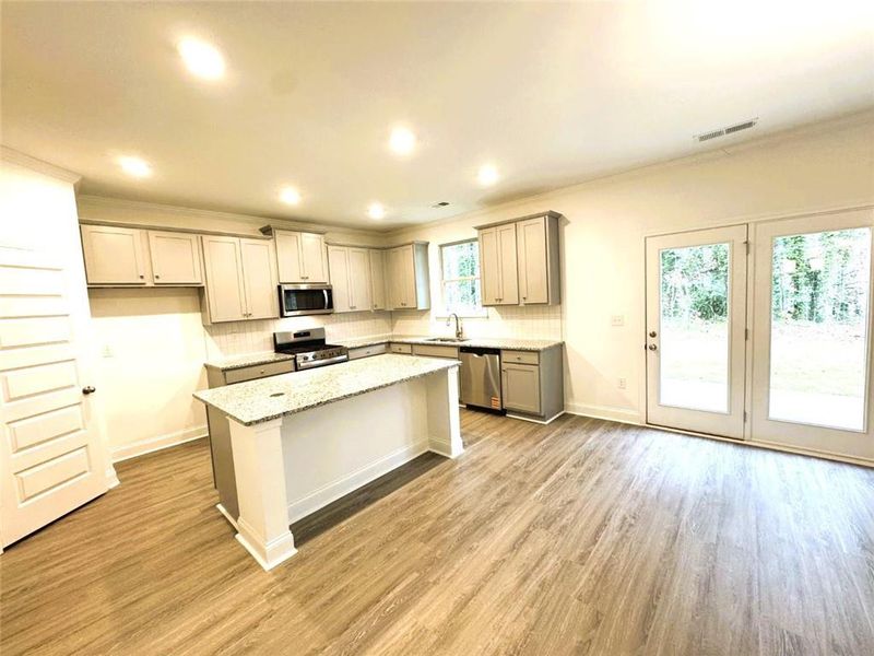 Furnished interior view inside a new home in Paces Estates, Lithia Springs (Image 7).