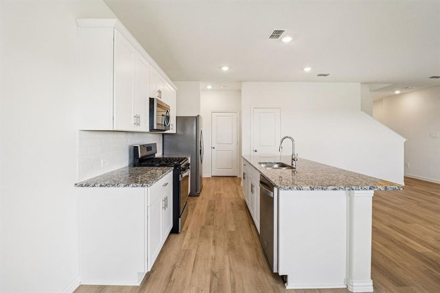 Furnished interior view inside a new home in River Ridge, Crandall (Image 10). Furnished interior view inside a new home in River Ridge, Crandall (Image 10).