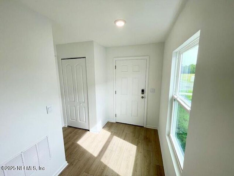 Spacious, unfurnished interior of a new home in Grand Reserve, Bunnell (Image 53).
