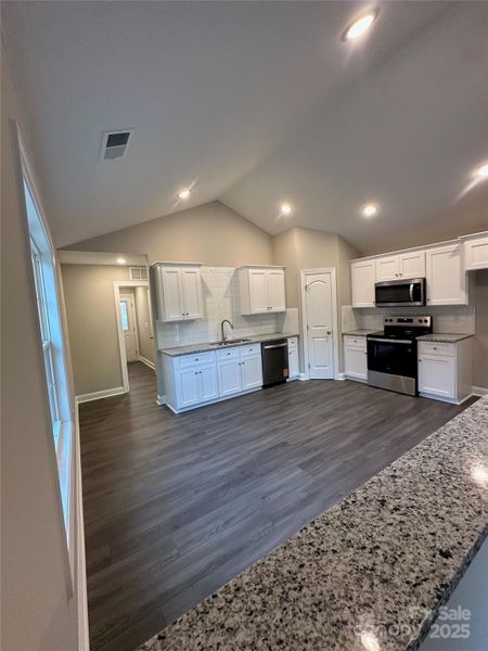 Image 7 of a home in .