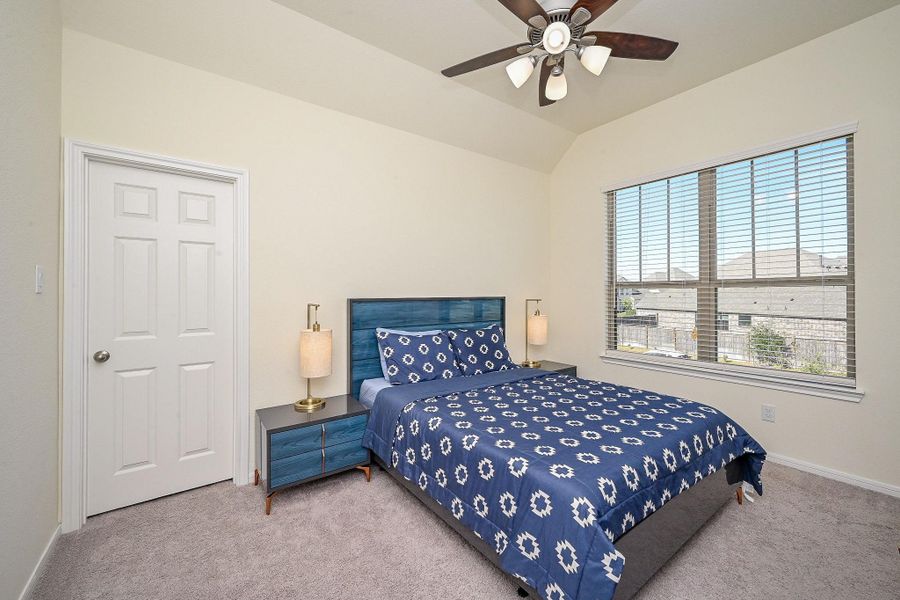 Furnished interior view inside a new home in StoneCreek Estates, Richmond (Image 39).