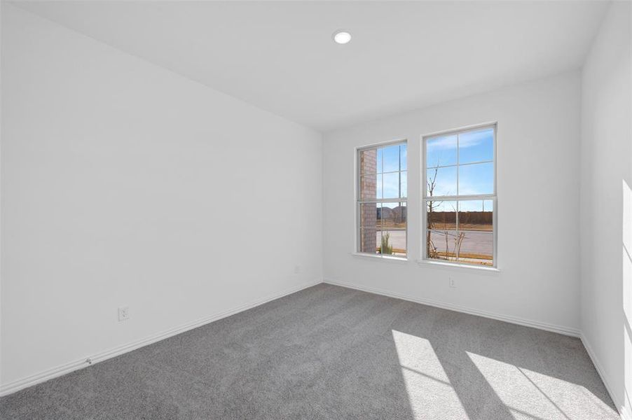 Spacious, unfurnished interior of a new home in Lilyana, Prosper (Image 18).