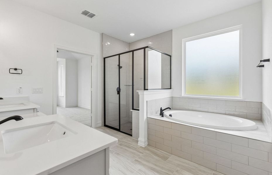 Representative furnished interior of a home built from the Azle by Pulte Homes in Wilson Creek Meadows, Celina (Image 12).