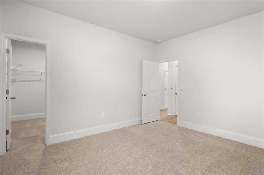 Spacious, unfurnished interior of a new home in Holland Estates, Powder Springs (Image 33).