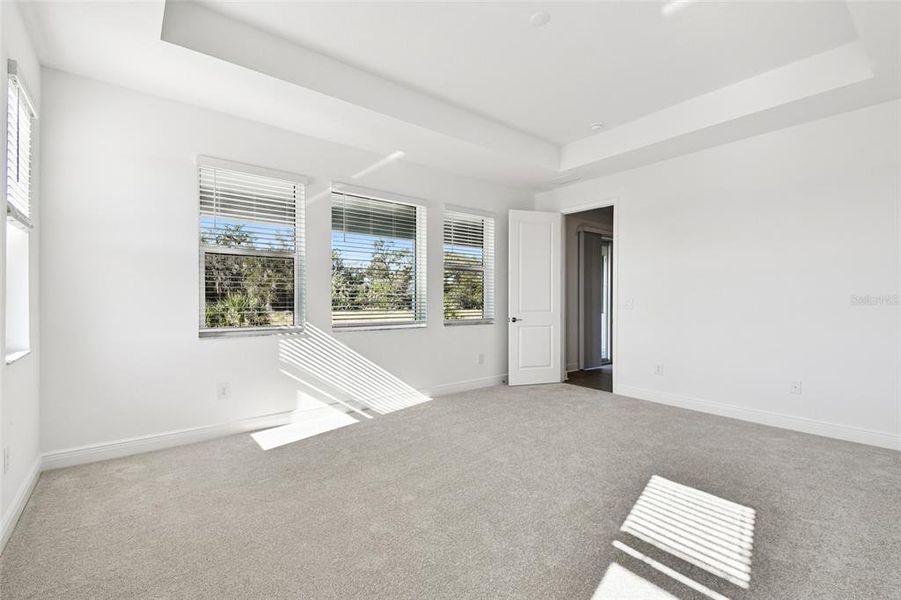 Spacious, unfurnished interior of a new home in Creeks Edge at Twin Rivers, Parrish (Image 51). Spacious, unfurnished interior of a new home in Creeks Edge at Twin Rivers, Parrish (Image 51).