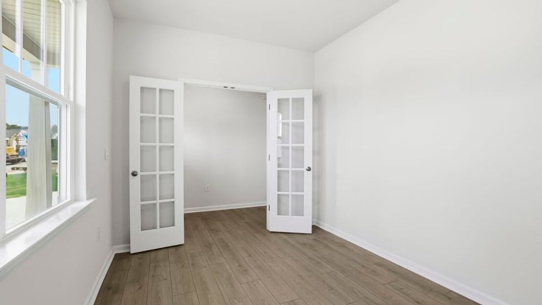 Spacious, unfurnished interior of a new home in Woodglen, Piedmont (Image 18). Spacious, unfurnished interior of a new home in Woodglen, Piedmont (Image 18).