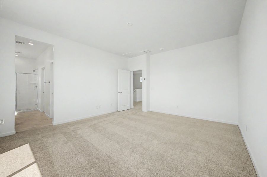 Spacious, unfurnished interior of a new home in Frontera, Surprise (Image 10).