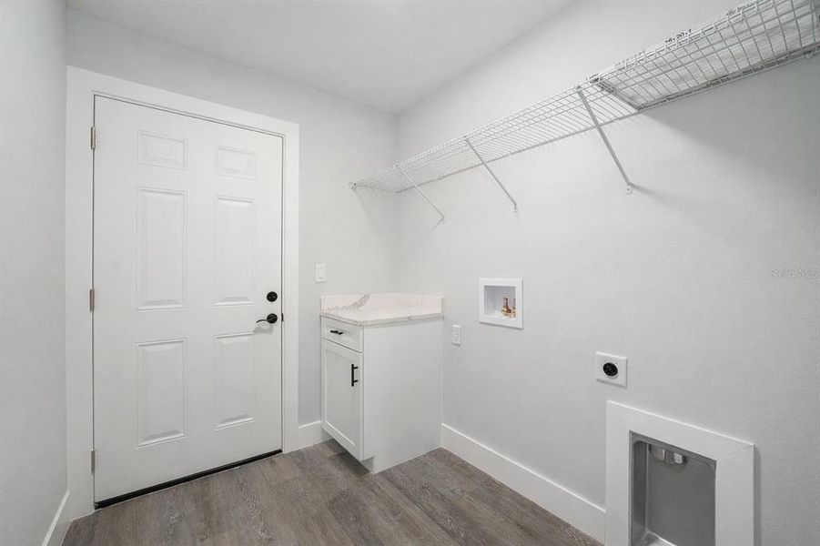 Spacious, unfurnished interior of a new home in , Summerfield (Image 22).