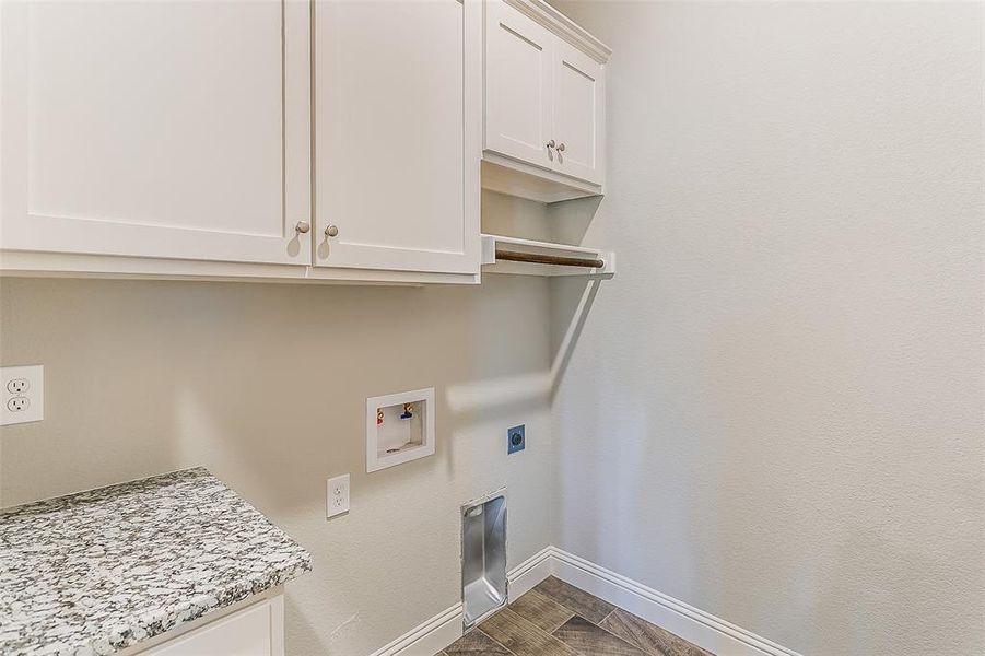 Image 36 of a home in .