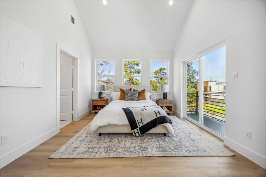 Furnished interior view inside a new home in , Houston (Image 19).