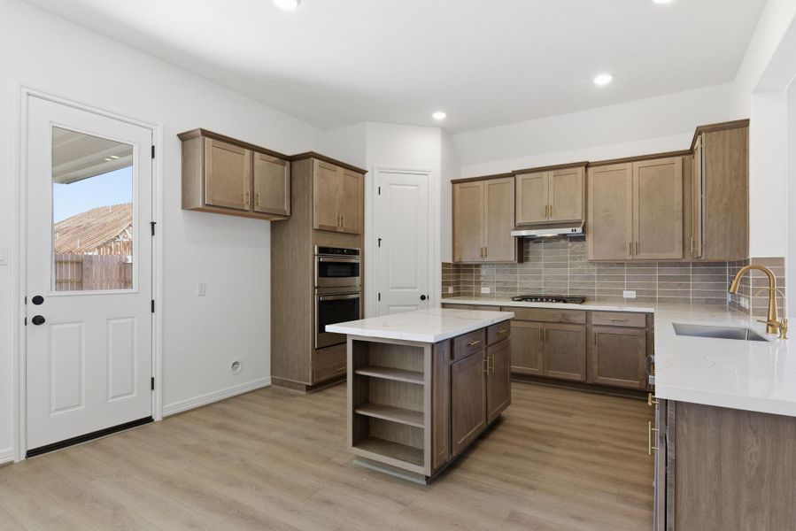 Furnished interior view inside a new home in Brookewater, Rosenberg (Image 15). Furnished interior view inside a new home in Brookewater, Rosenberg (Image 15).