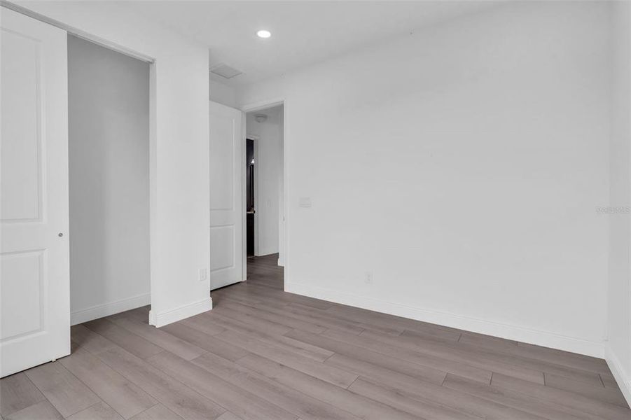 Spacious, unfurnished interior of a new home in , Okeechobee (Image 49).