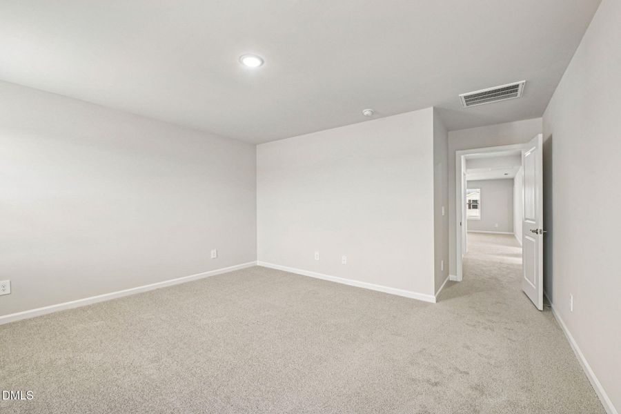 23-web-or-mls-Raleigh - Oak Manor - 928