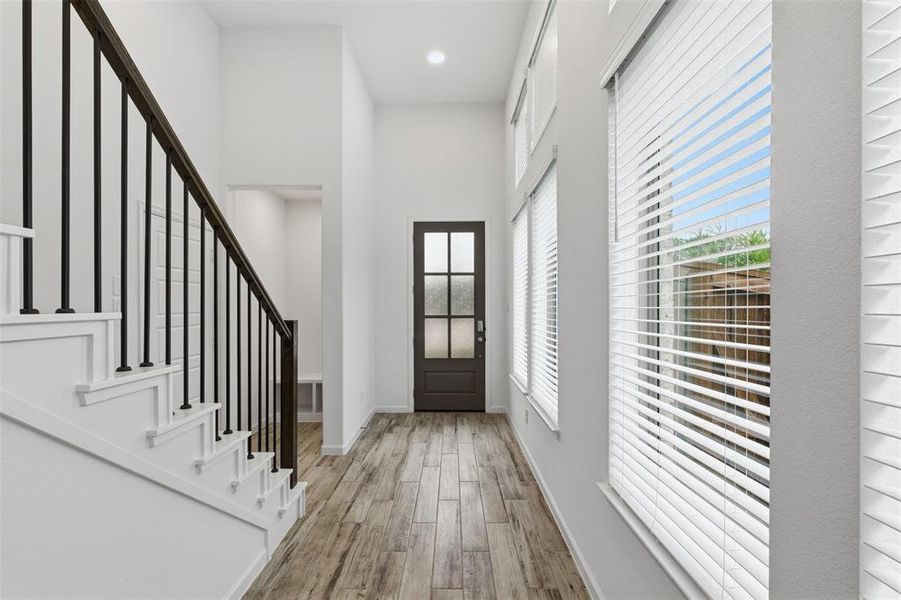 Spacious, unfurnished interior of a new home in Prairie Oaks, Oak Point (Image 27). Spacious, unfurnished interior of a new home in Prairie Oaks, Oak Point (Image 27).