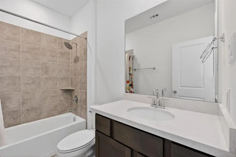 Furnished interior view inside a new home in Trillium, Richmond (Image 9). Furnished interior view inside a new home in Trillium, Richmond (Image 9).