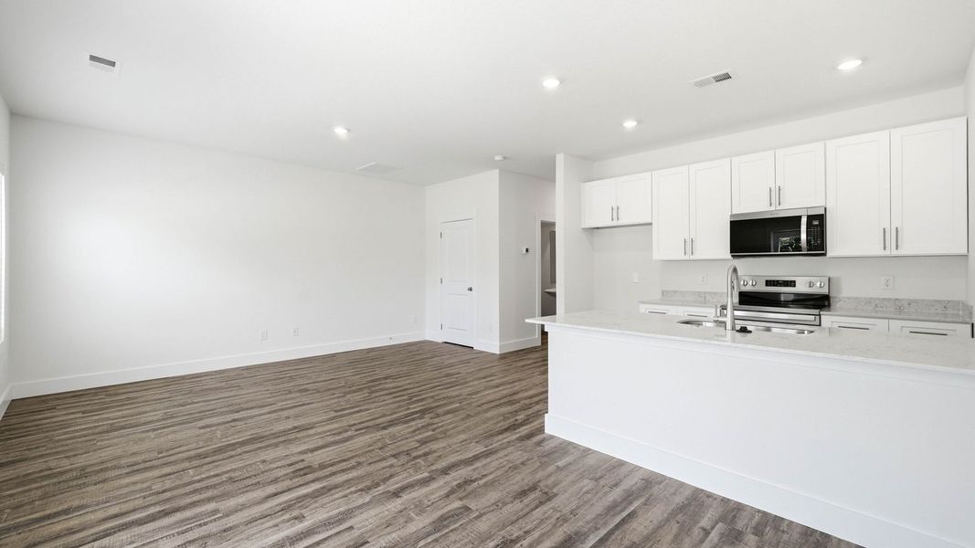 Spacious, unfurnished interior of a new home in The Arbor Townhomes, Kingsport (Image 11). Spacious, unfurnished interior of a new home in The Arbor Townhomes, Kingsport (Image 11).