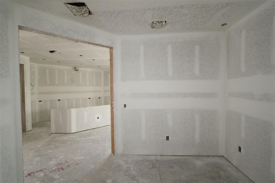 Spacious, unfurnished interior of a new home in Chapel Crossings - Garden Series, Wesley Chapel (Image 7). Spacious, unfurnished interior of a new home in Chapel Crossings - Garden Series, Wesley Chapel (Image 7).