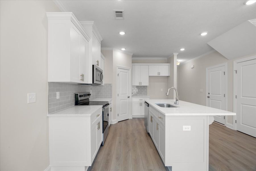Furnished interior view inside a new home in Windsor, North Augusta (Image 7).