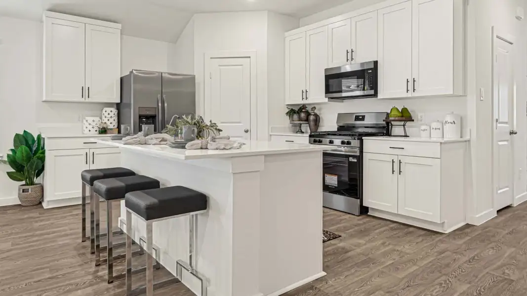 Furnished interior view inside a new home in Holly Ridge, Rosenberg (Image 5).
