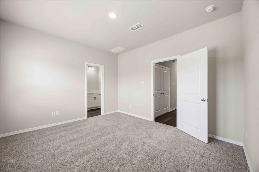 Spacious, unfurnished interior of a new home in , Houston (Image 13). Spacious, unfurnished interior of a new home in , Houston (Image 13).