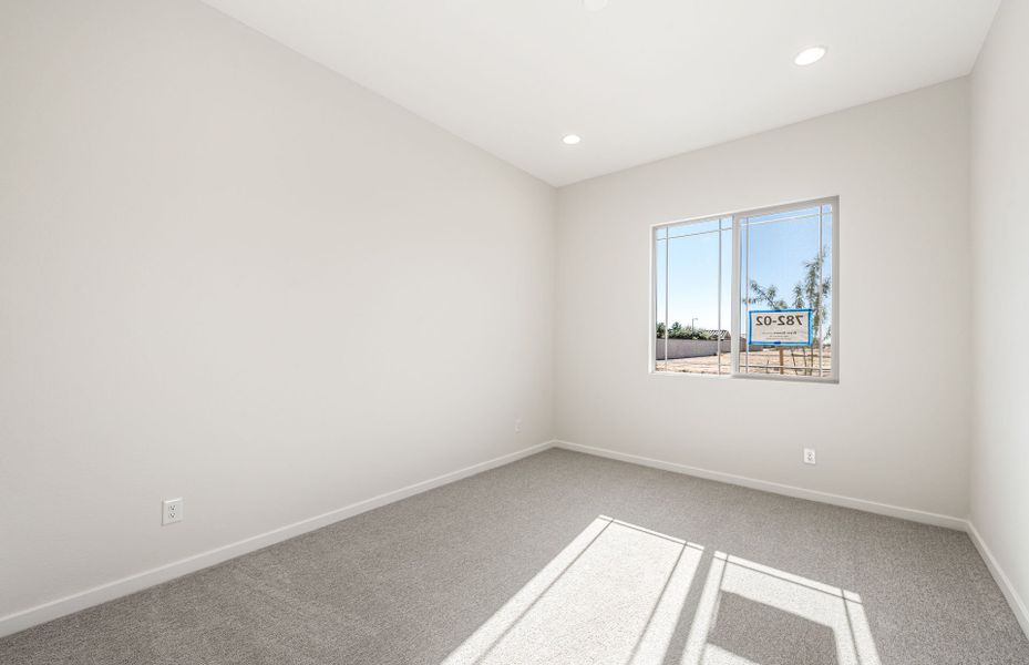 Spacious, unfurnished interior of a new home in Soleo, San Tan Valley (Image 19).