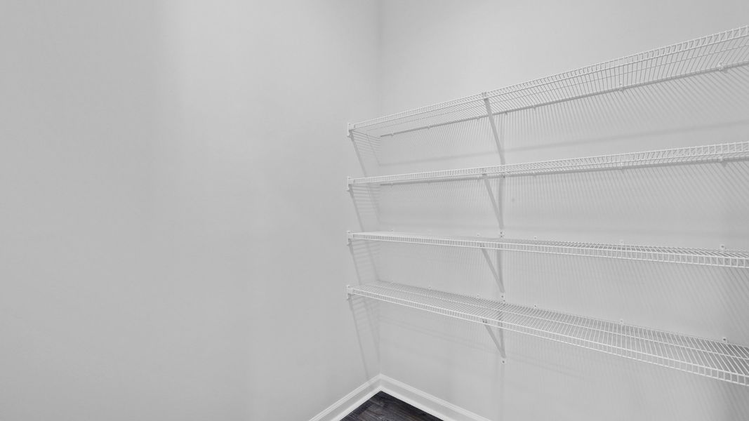 Spacious, unfurnished interior of a new home in Grand Oaks, Columbia (Image 11).